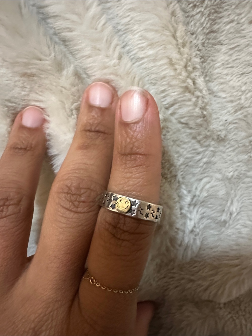 Two-Tone Smiley Star Band Ring - Silver and Gold